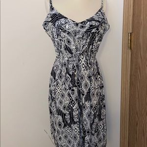 Black and white skull 💀 sundress .